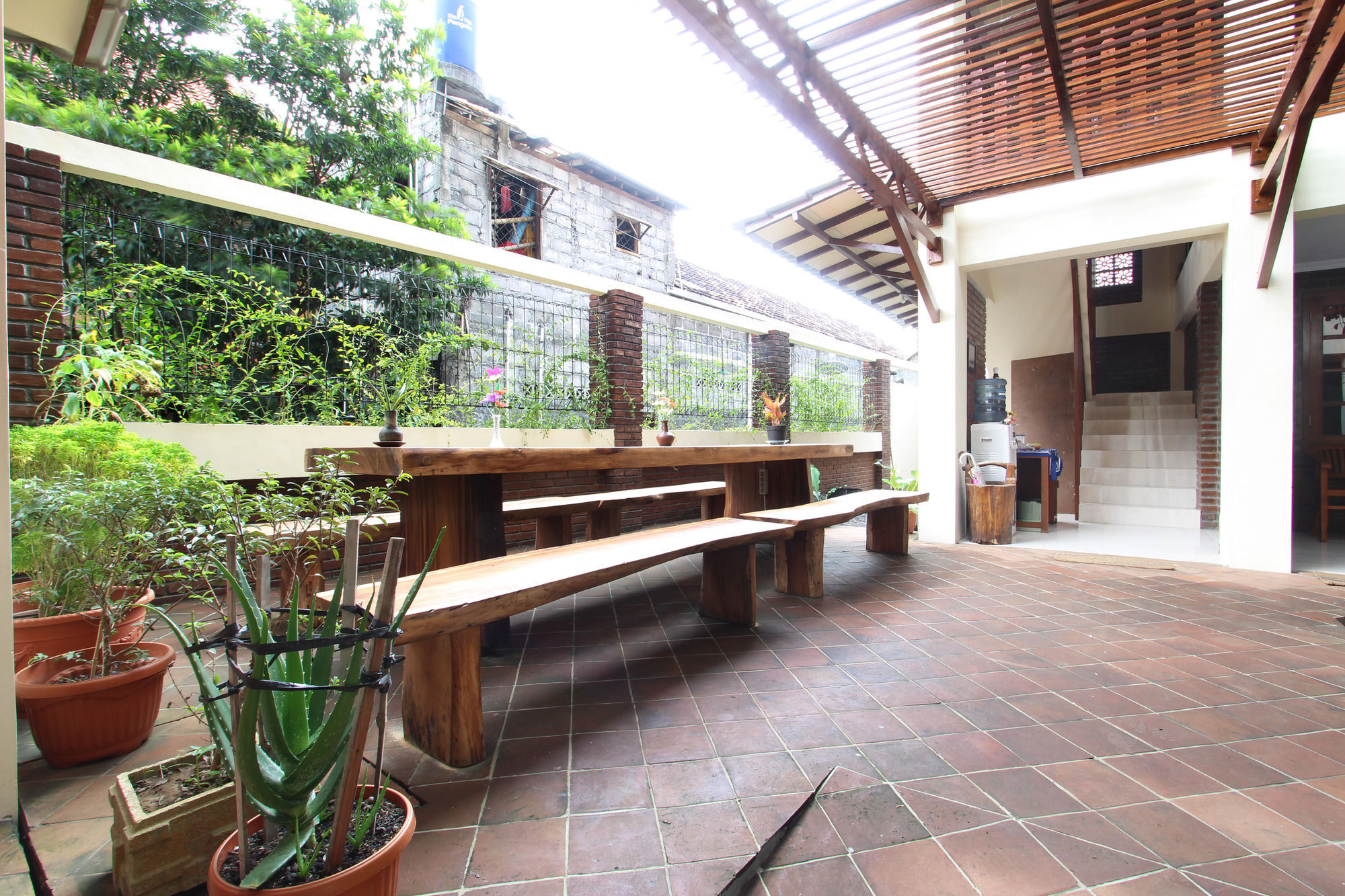 De Hostel ジョグジャカルタ エクステリア 写真
