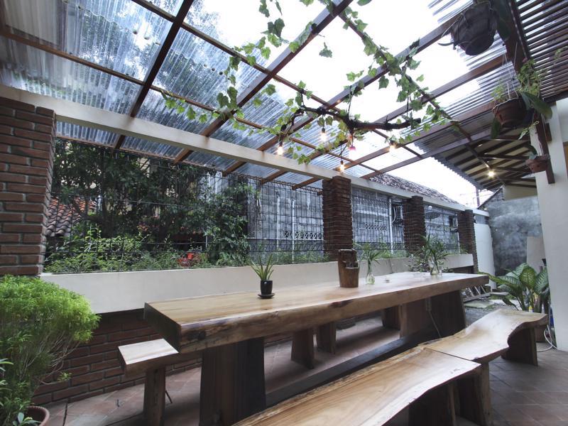 De Hostel ジョグジャカルタ エクステリア 写真